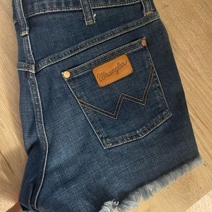 WRANGLER high waisted cut off jean shorts